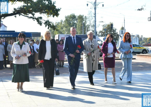 В Витебске проходит областное торжественное мероприятие, посвященное Дню учителя
